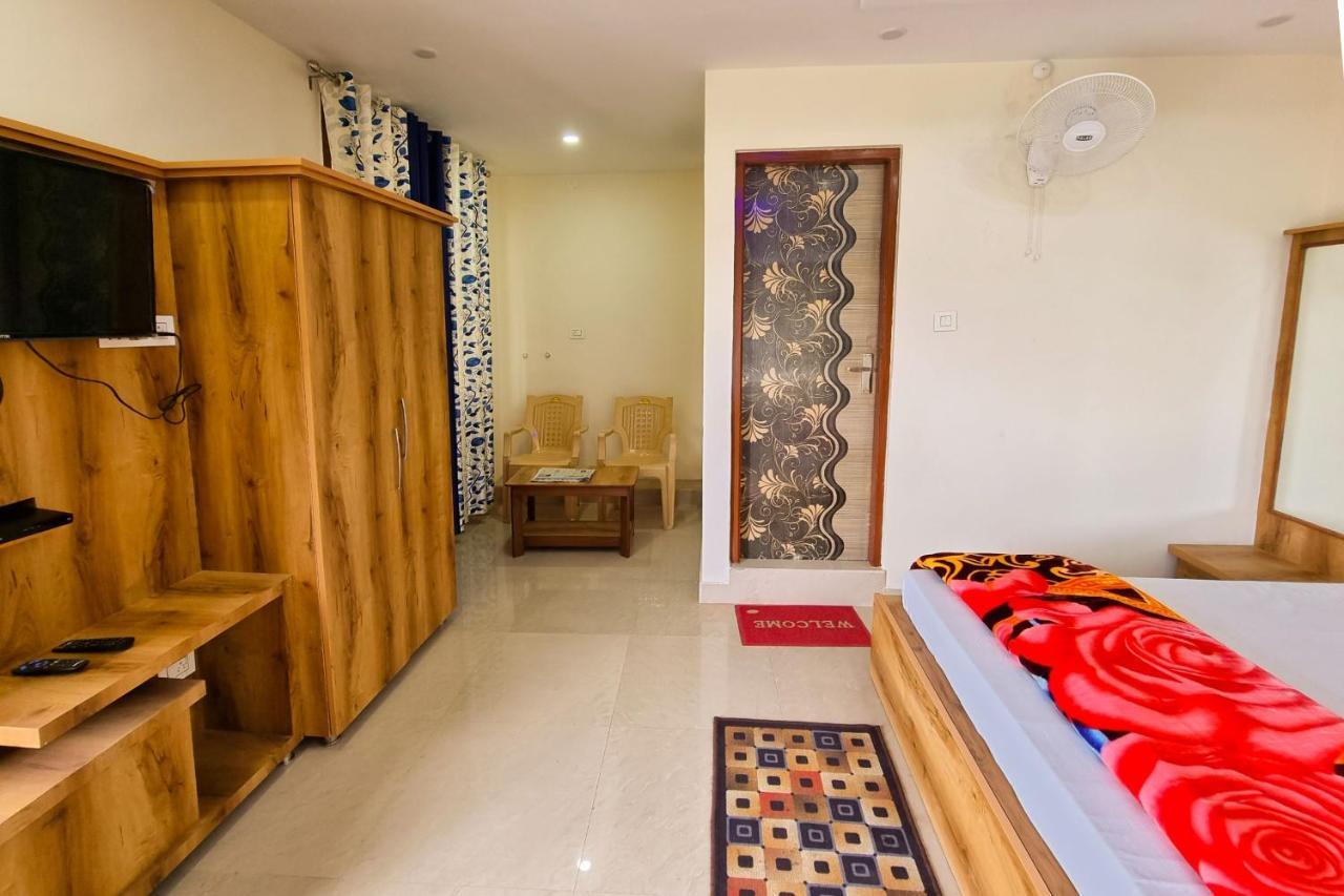 דלהאוזי Mohan Home Stay מראה חיצוני תמונה