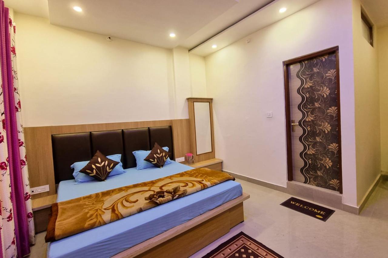 דלהאוזי Mohan Home Stay מראה חיצוני תמונה