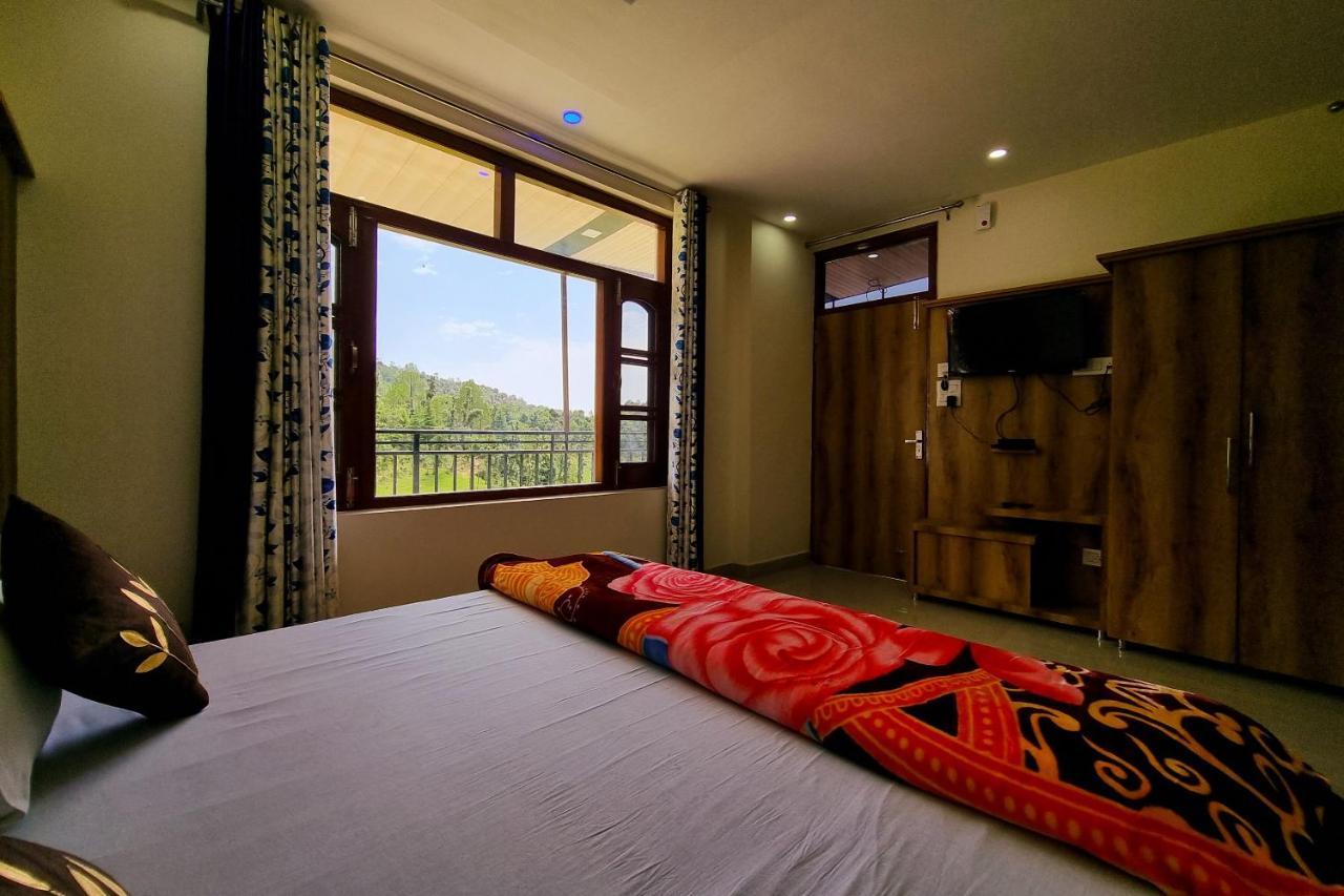 דלהאוזי Mohan Home Stay מראה חיצוני תמונה